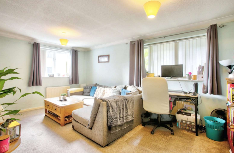 1 bed Apartment