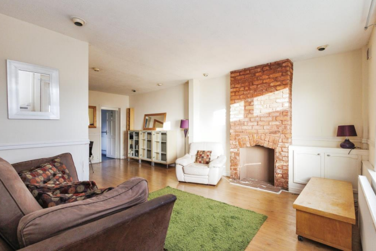3 bed Terraced
