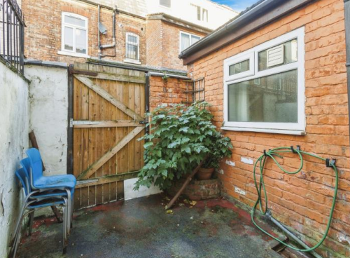 3 bed Terraced