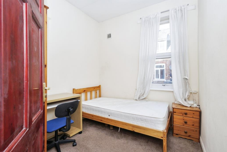 3 bed Terraced