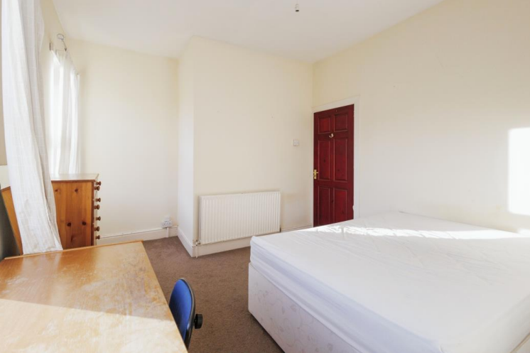 3 bed Terraced