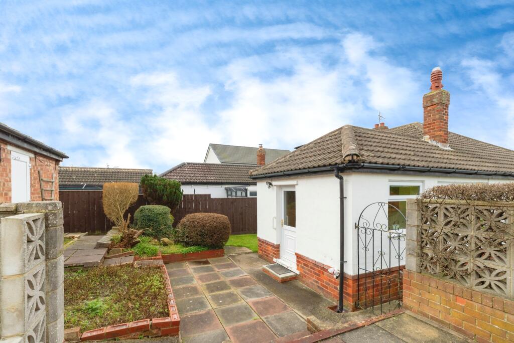 2 bed Bungalow