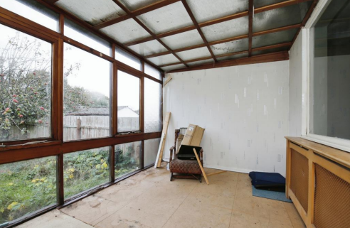 2 bed Semi-Detached Bungalow