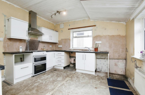 2 bed Semi-Detached Bungalow