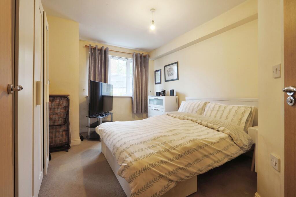 2 bed Apartment