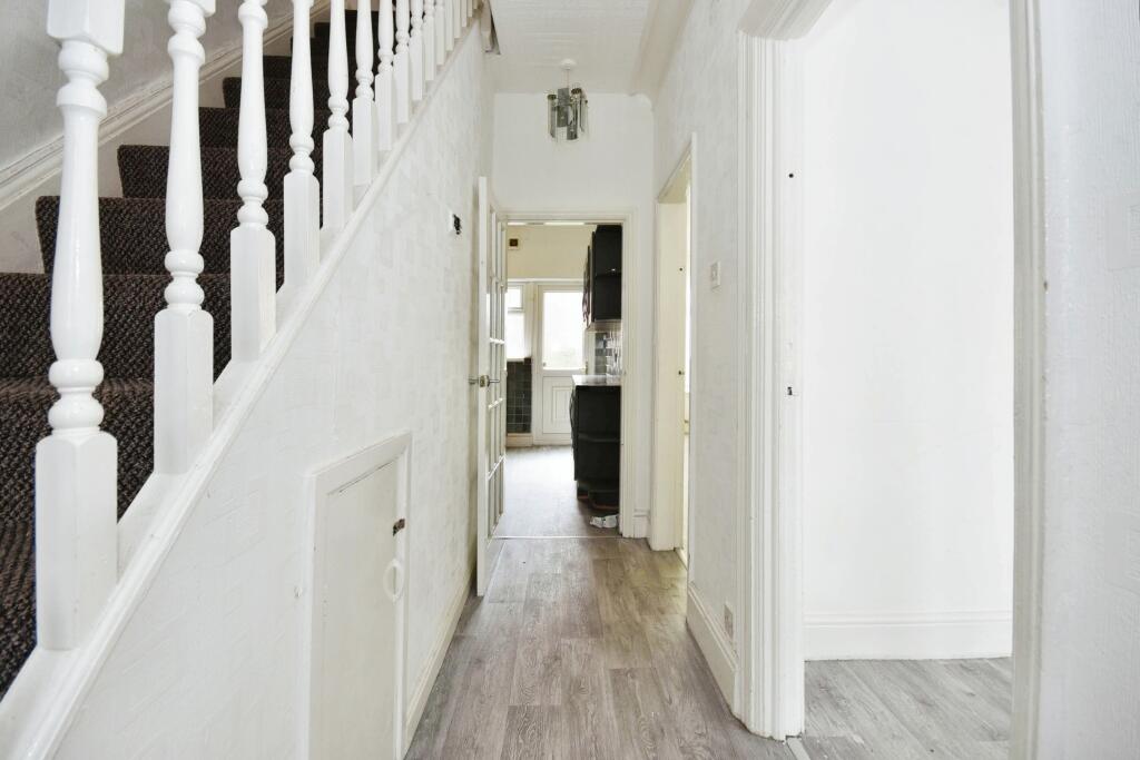 3 bed Semi-Detached