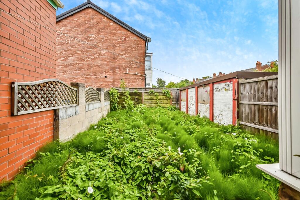 3 bed Semi-Detached