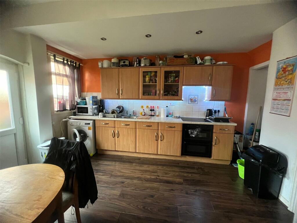 2 bed Terraced