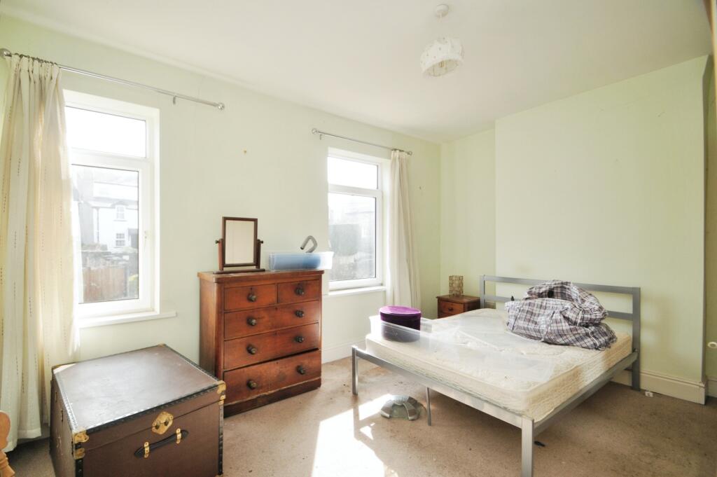 3 bed Terraced
