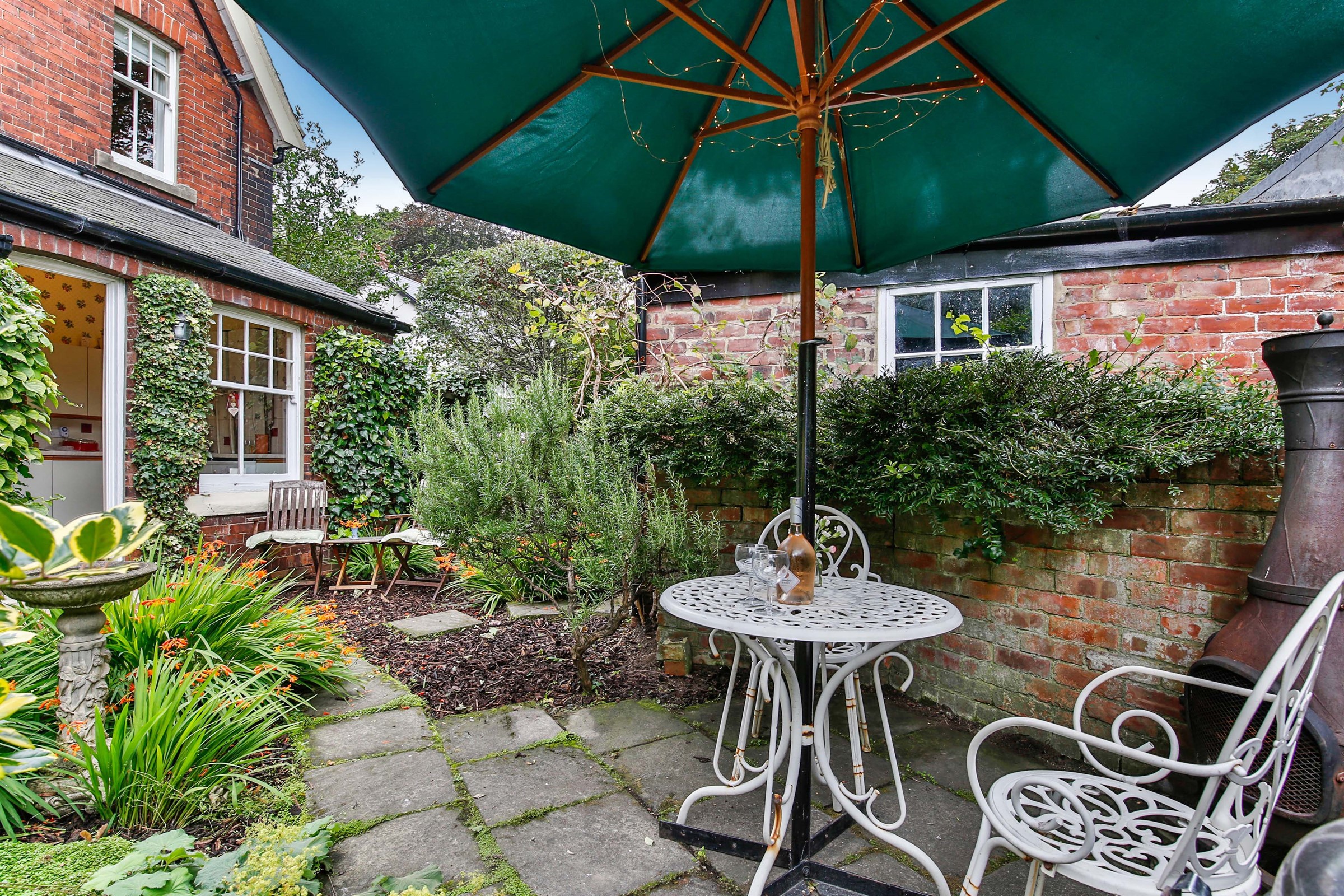 5 bed Character Property