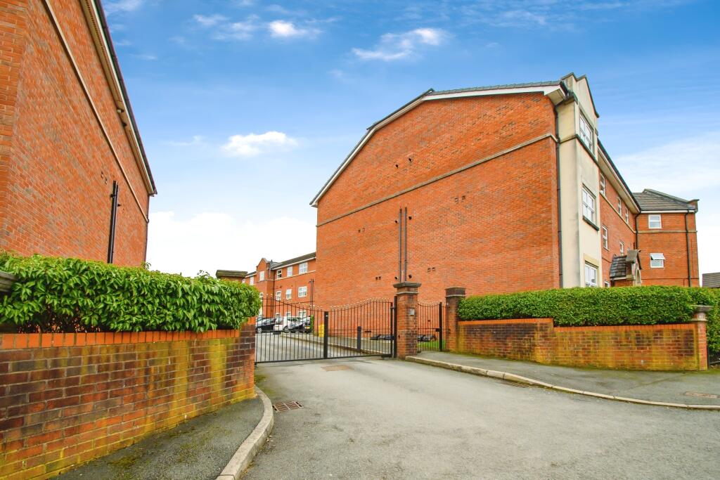 2 bed Apartment