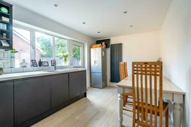 3 bed Semi-Detached
