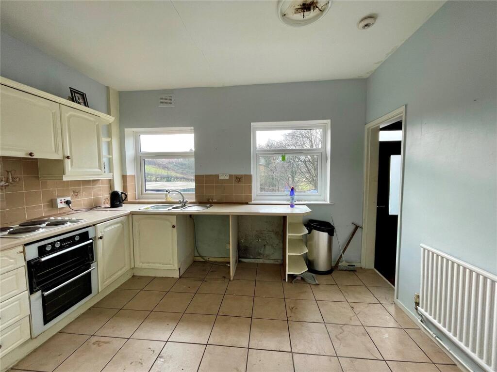2 bed Semi-Detached