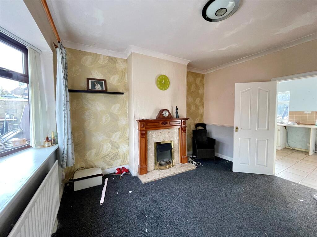 2 bed Semi-Detached