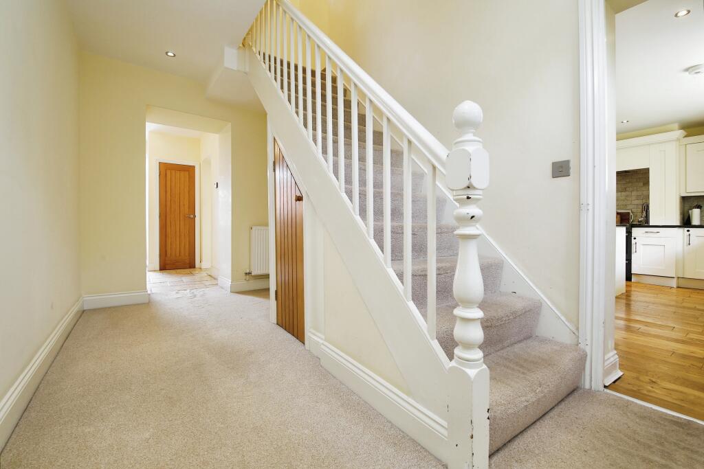 4 bed Character Property