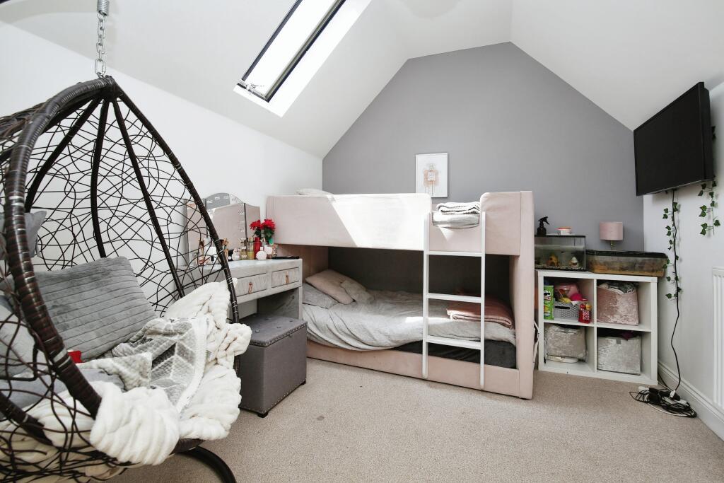 4 bed Character Property