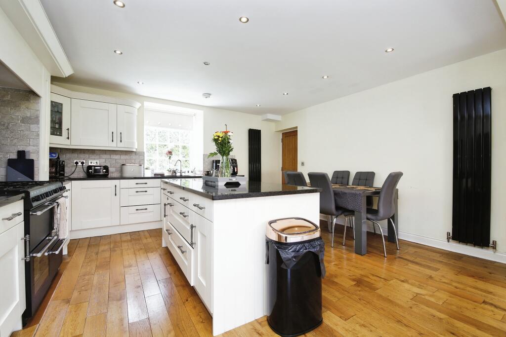 4 bed Character Property