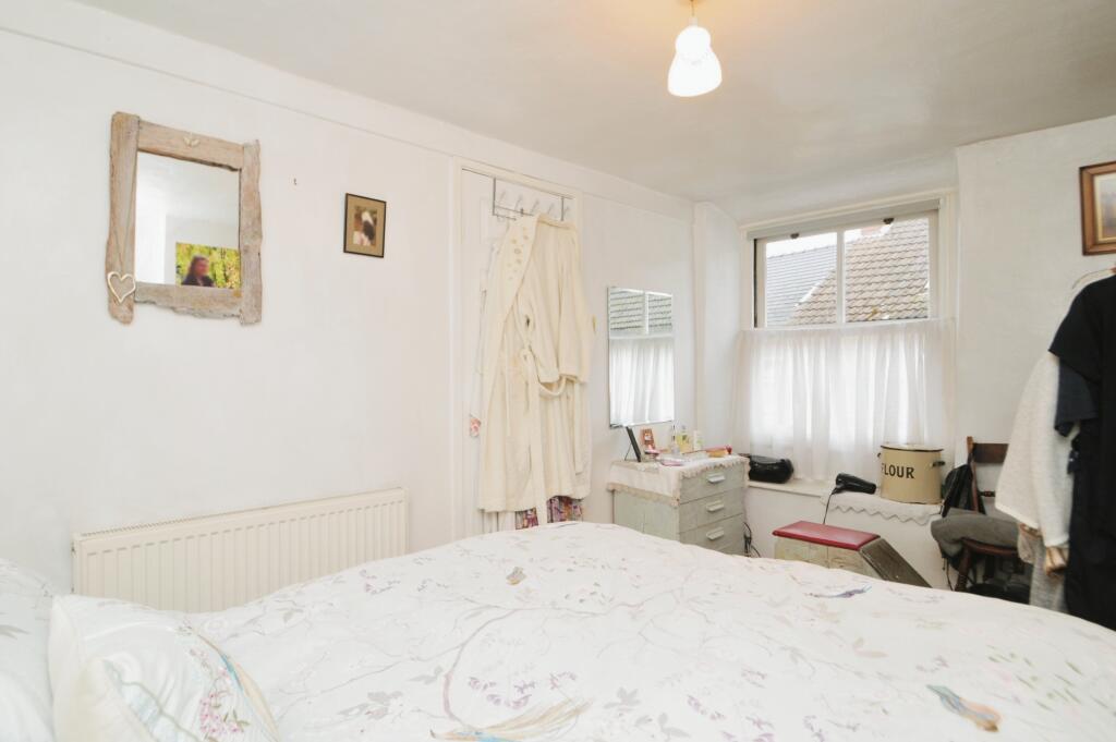2 bed Terraced