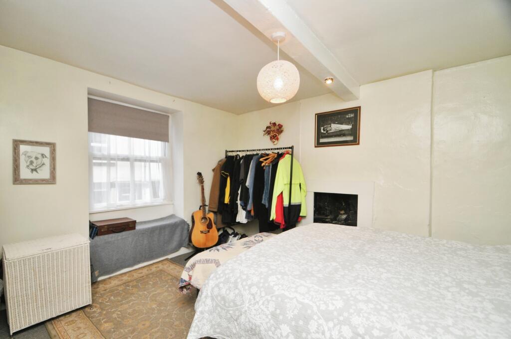 2 bed Terraced