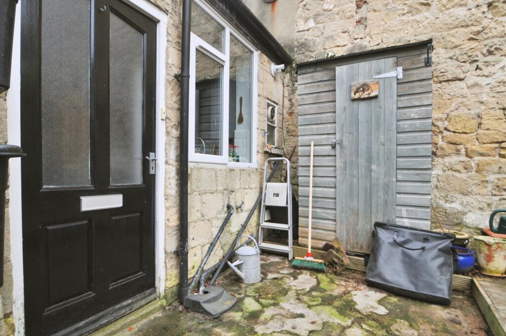 2 bed Terraced