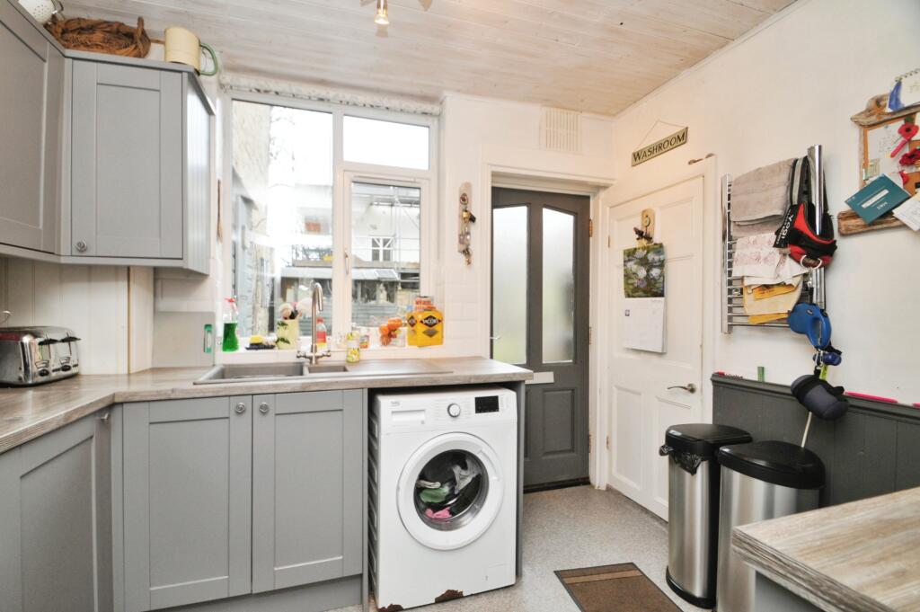 2 bed Terraced