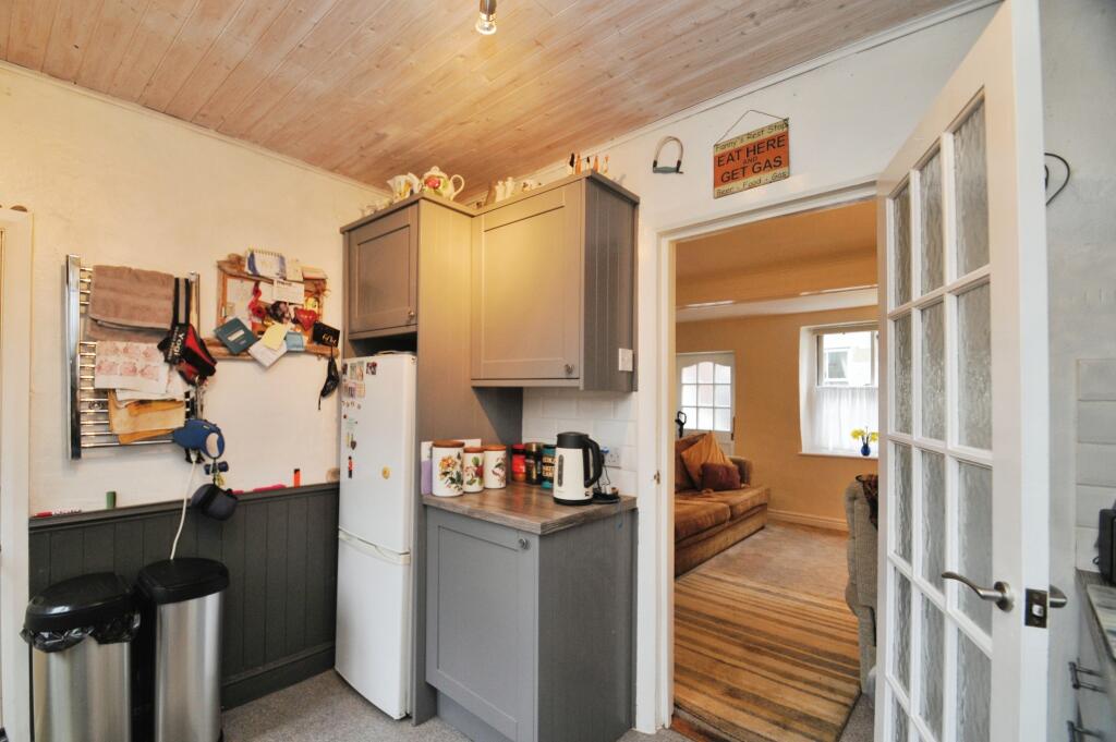 2 bed Terraced
