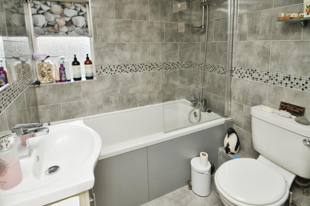 2 bed Terraced