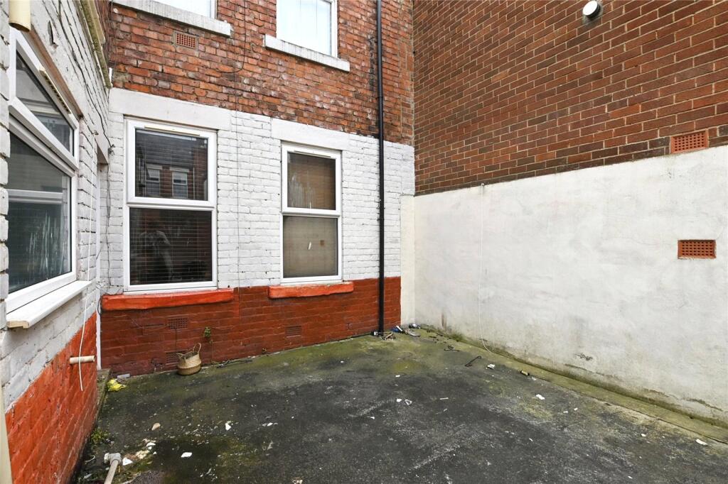 2 bed Apartment