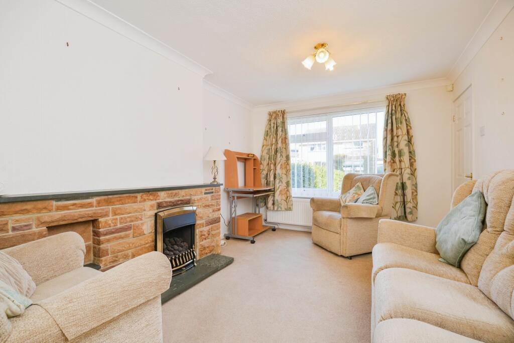 4 bed Semi-Detached