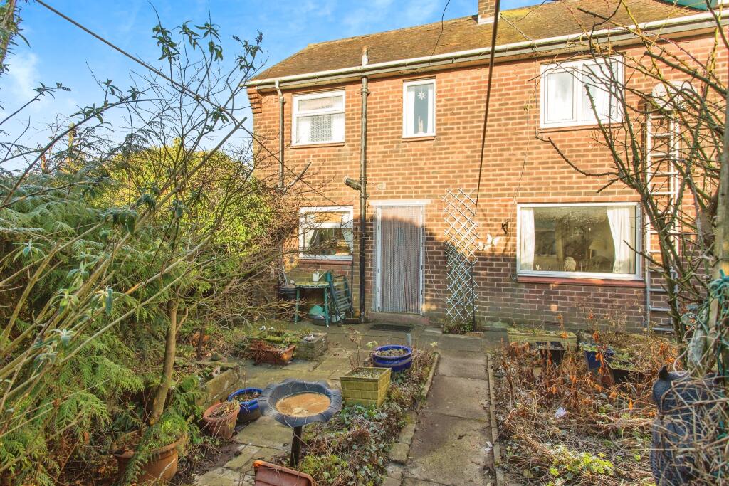 2 bed End of Terrace