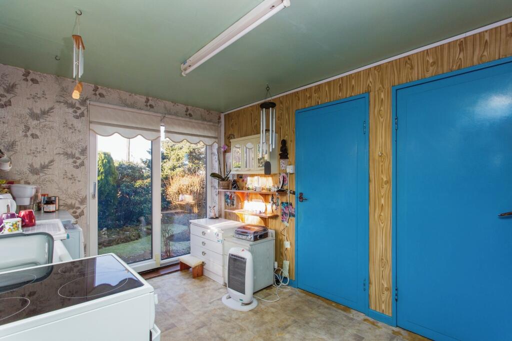 2 bed End of Terrace