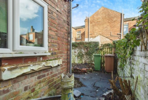 3 bed Terraced