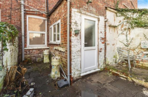3 bed Terraced