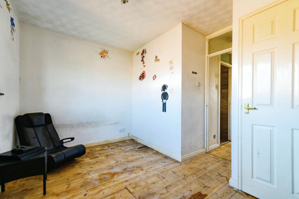 2 bed Semi-Detached