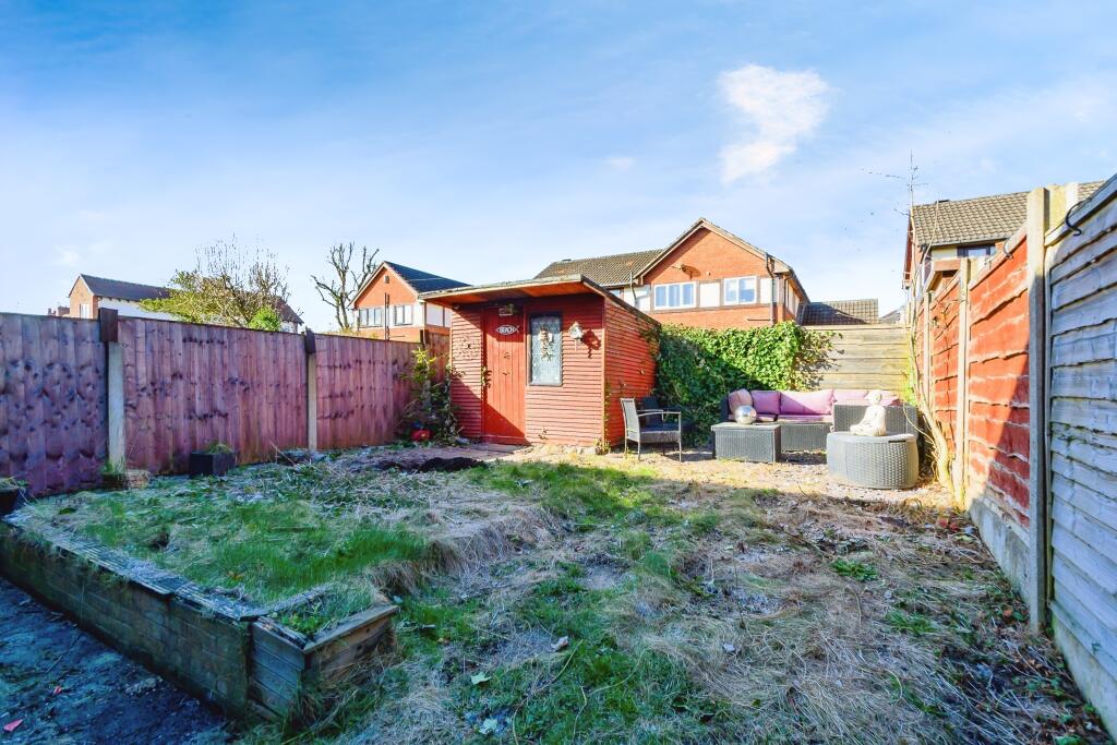 2 bed Semi-Detached