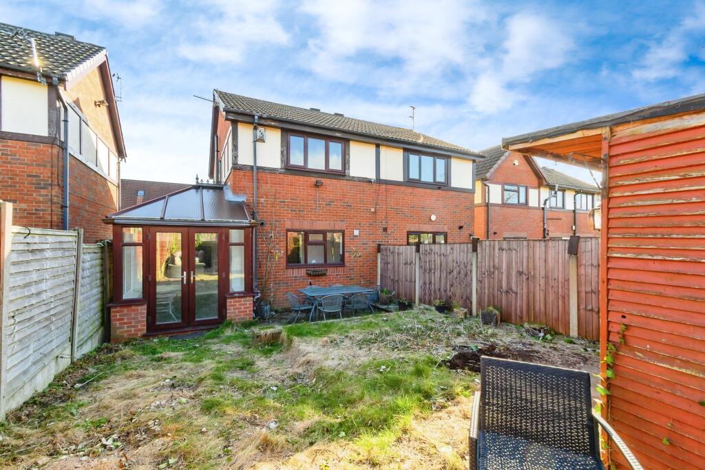 2 bed Semi-Detached