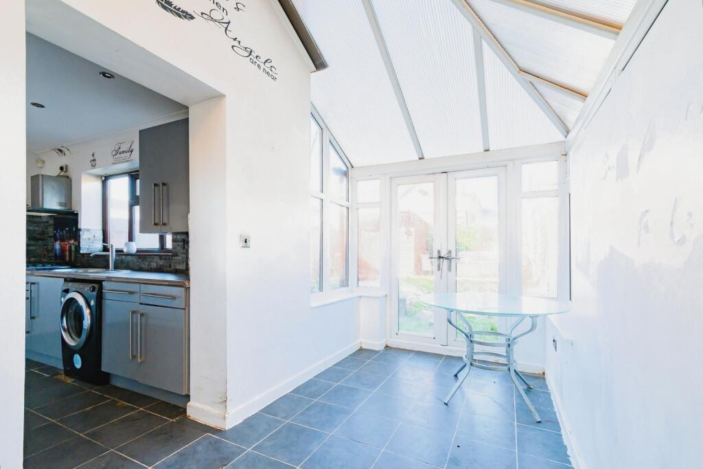 2 bed Semi-Detached