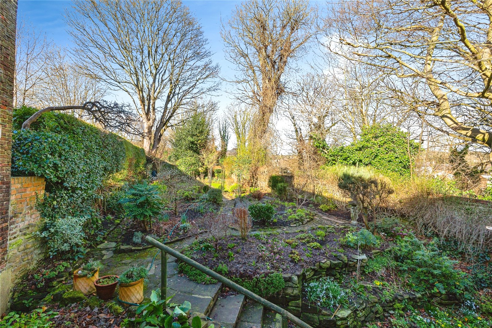 4 bed Character Property