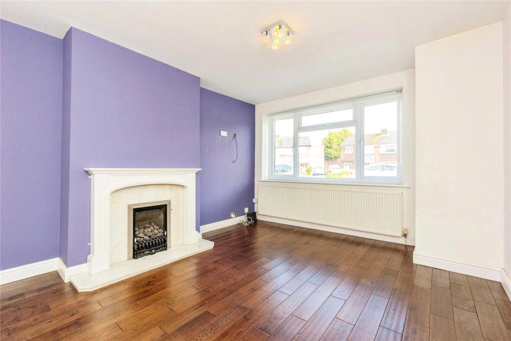 4 bed Semi-Detached