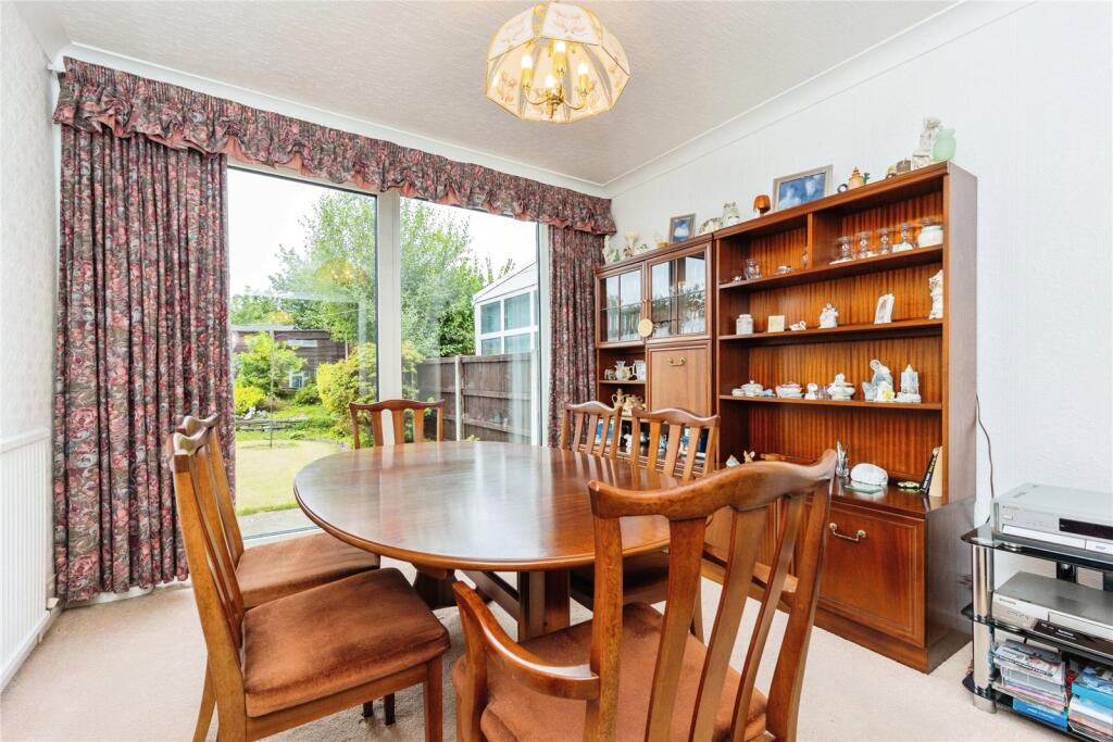 3 bed Semi-Detached