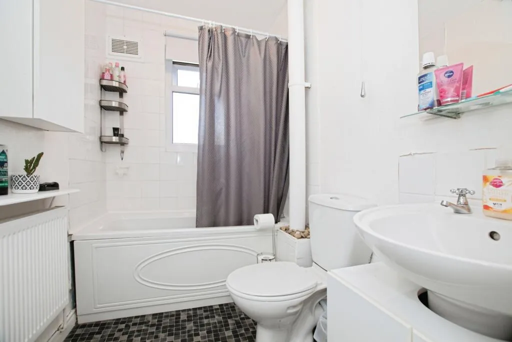 2 bed Apartment