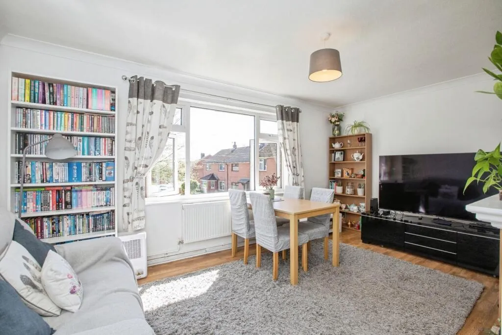 2 bed Apartment