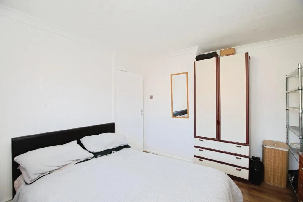 2 bed Apartment
