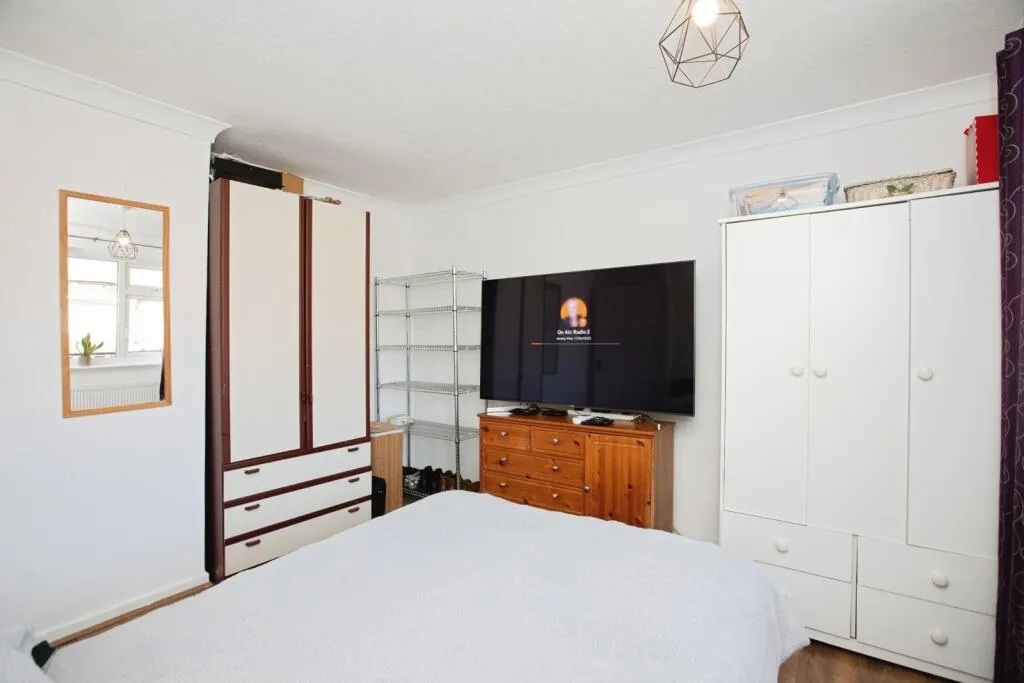 2 bed Apartment