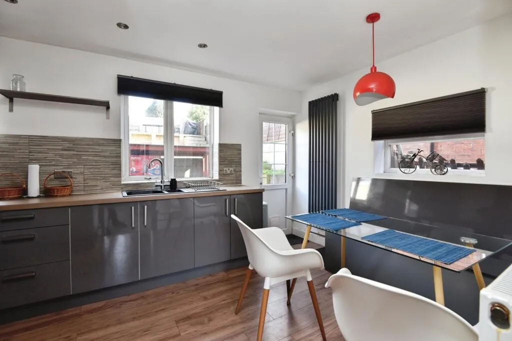 2 bed Terraced