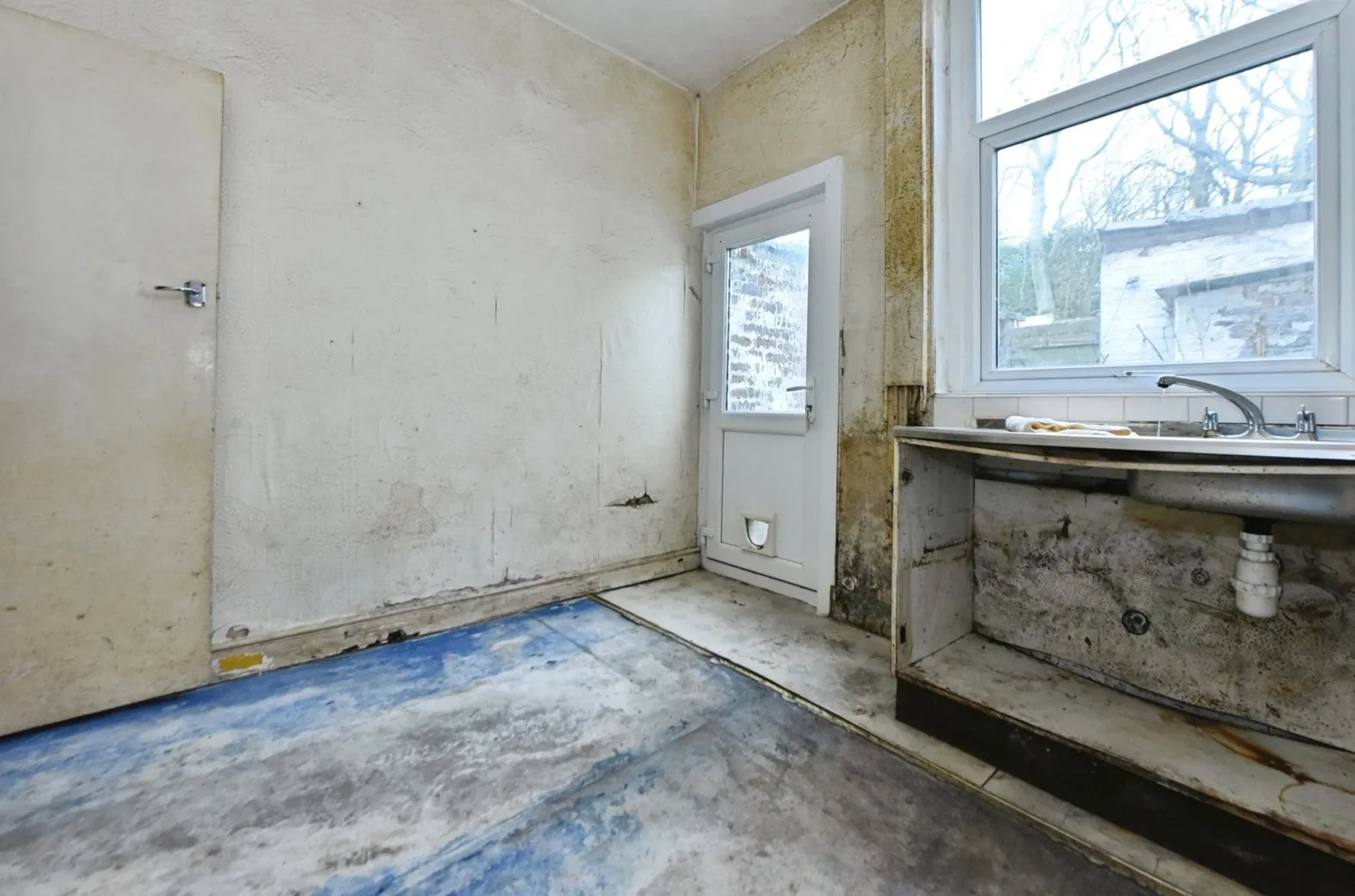 2 bed House