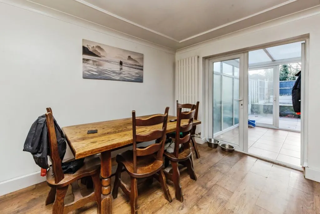 4 bed Terraced