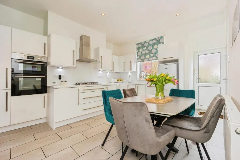 2 bed Terraced