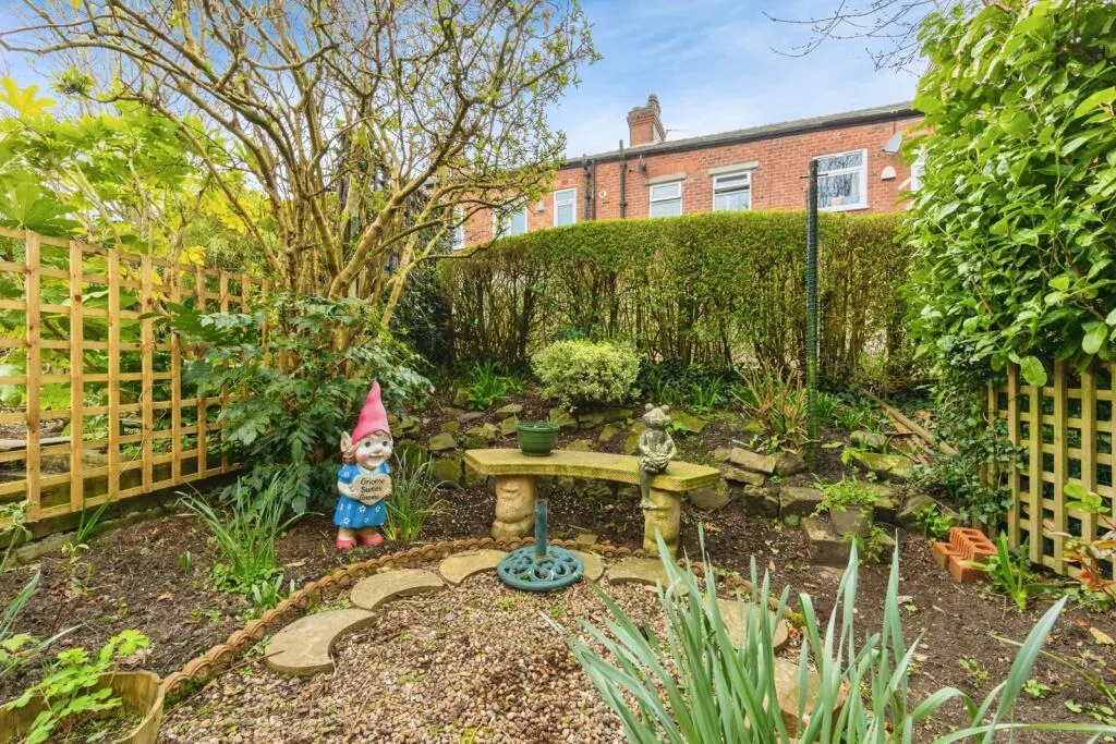 2 bed Terraced