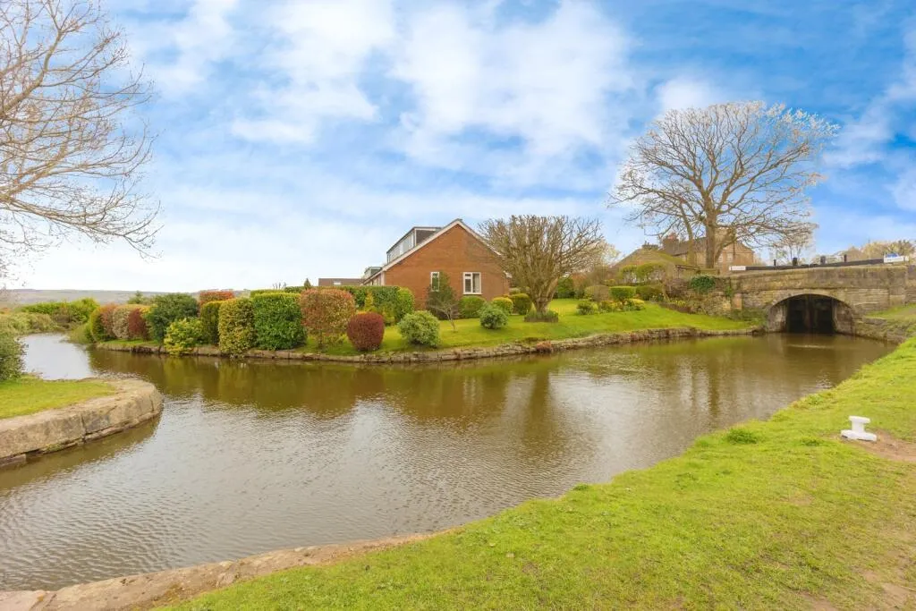 2 bed Terraced